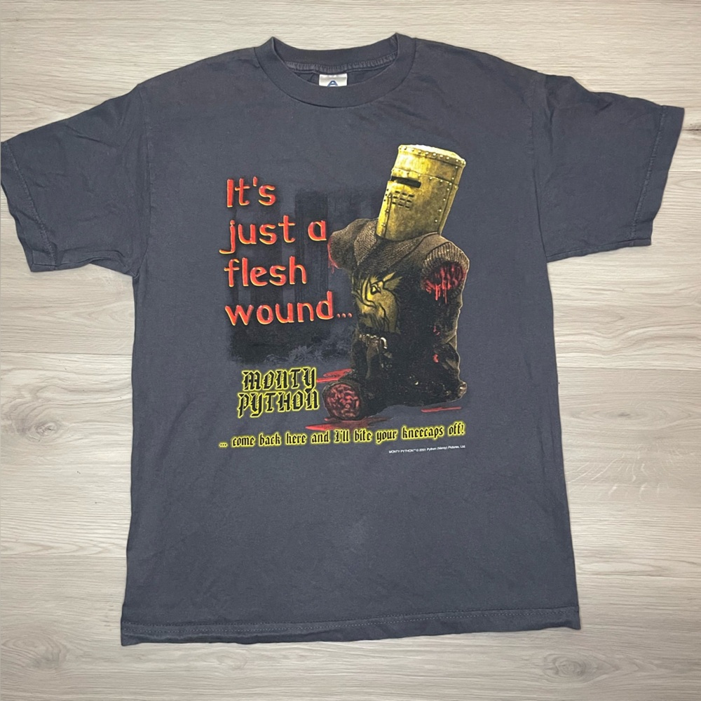 Monty Python Vtg 2001 Its Just a Flesh Wound Holy Grail Movie Promo T-Shirt Sz M